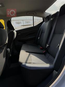 نيسان فيرسا